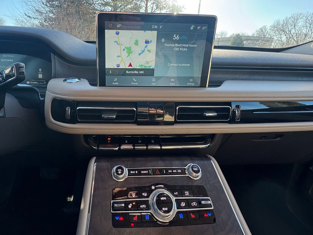 Used 2021 Lincoln Aviator Reserve w/ Equipment Group 202A image 20