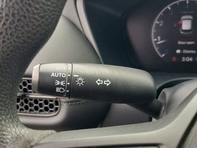 Used 2023 Honda HR-V LX image 32