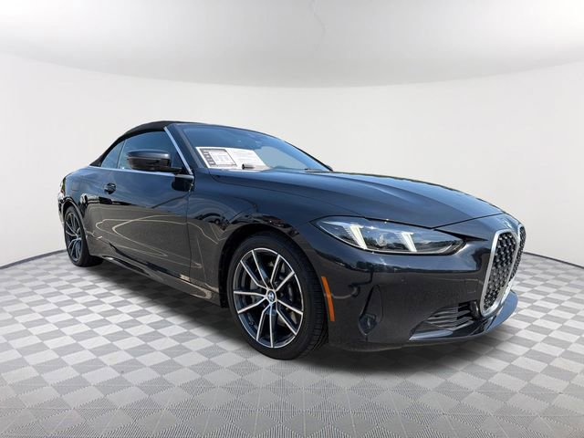 Used 2025 BMW 430i Convertible image 3