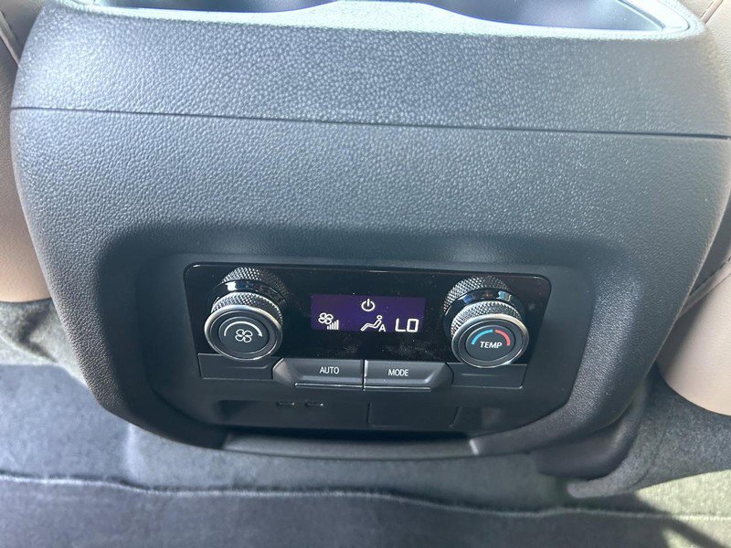 New 2026 Buick Enclave Preferred image 12