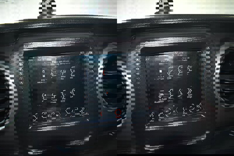 Used 2018 Jeep Wrangler Unlimited Sport S image 15