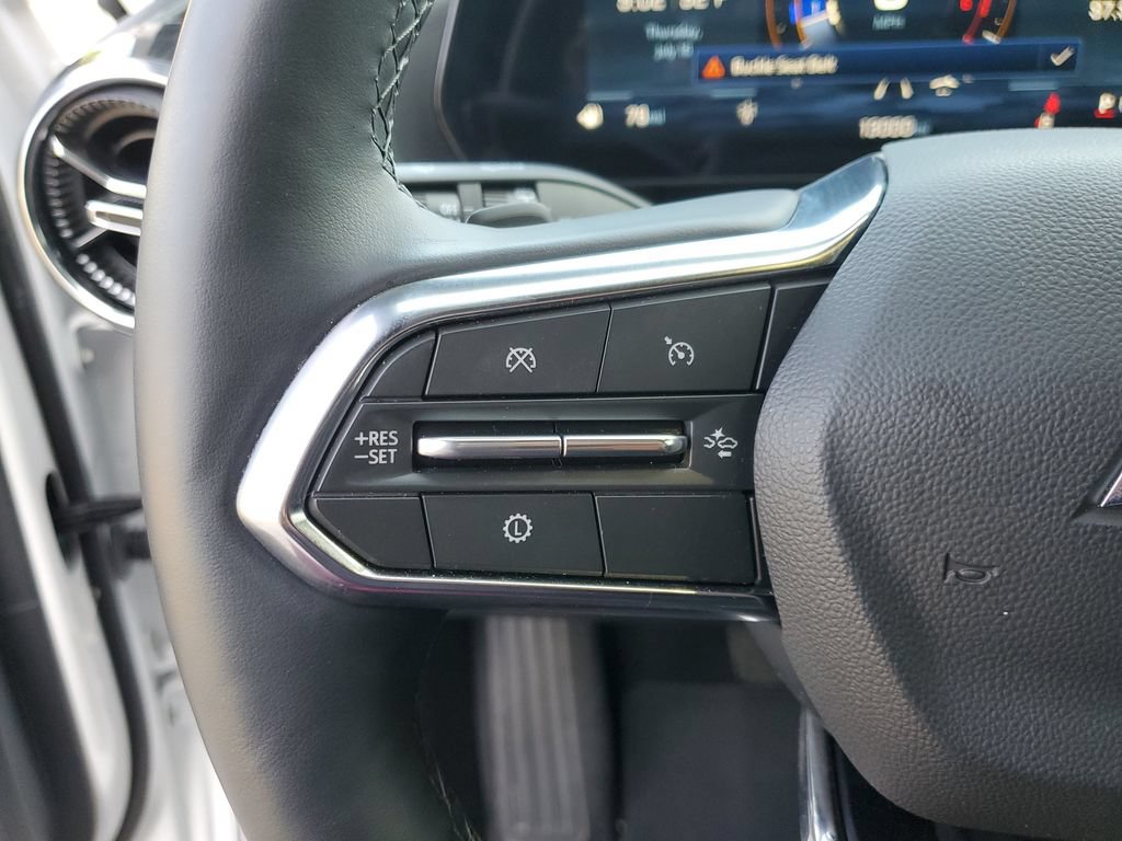 Used 2026 Chevrolet Equinox LT FWD image 23