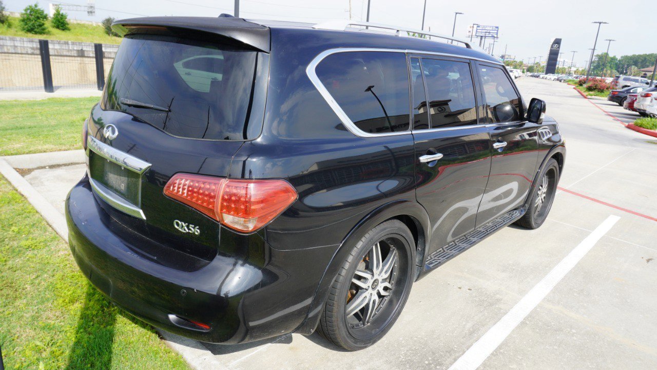 Used 2011 INFINITI QX56 4WD w/ Deluxe Touring Pkg image 5