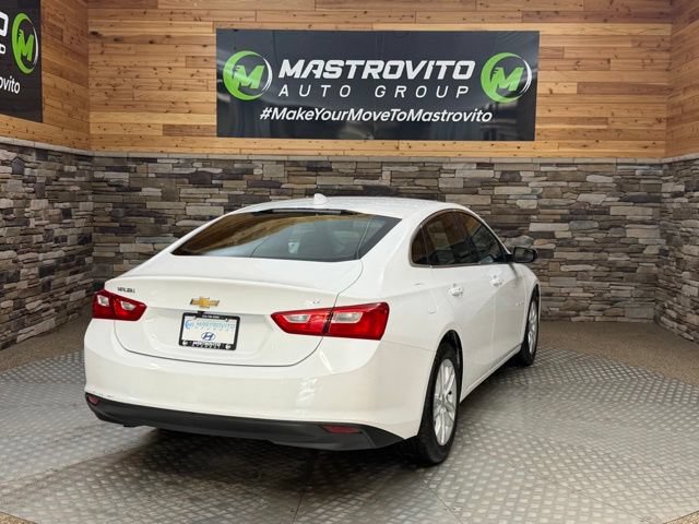 Used 2016 Chevrolet Malibu LT w/ Leather Package FWD image 10