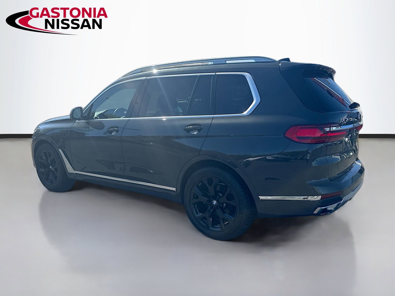 Used 2021 BMW X7 xDrive40i w/ Executive Package image 6