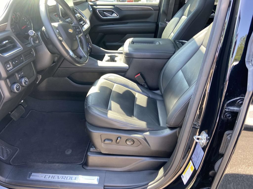 Used 2021 Chevrolet Tahoe LT w/ Rear Media and Nav Package RWD image 23