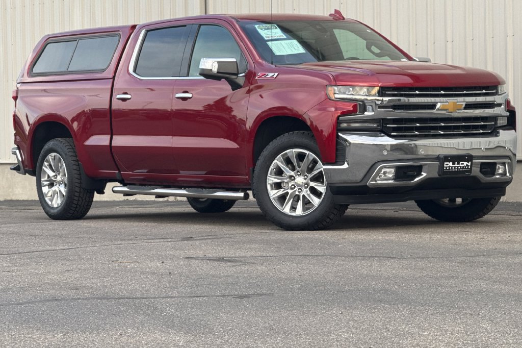 Used 2020 Chevrolet Silverado 1500 LTZ AWD/4WD image 2