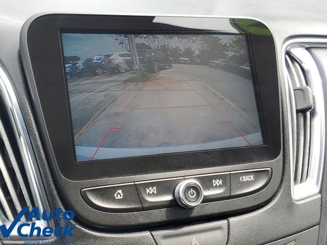 Used 2017 Chevrolet Malibu LT w/ Leather Package FWD image 27