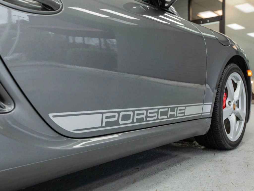 Used 2010 Porsche Cayman S image 15