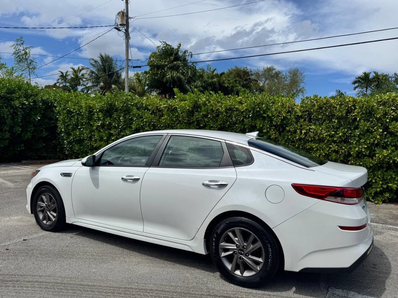 Used 2020 Kia Optima LX FWD image 8