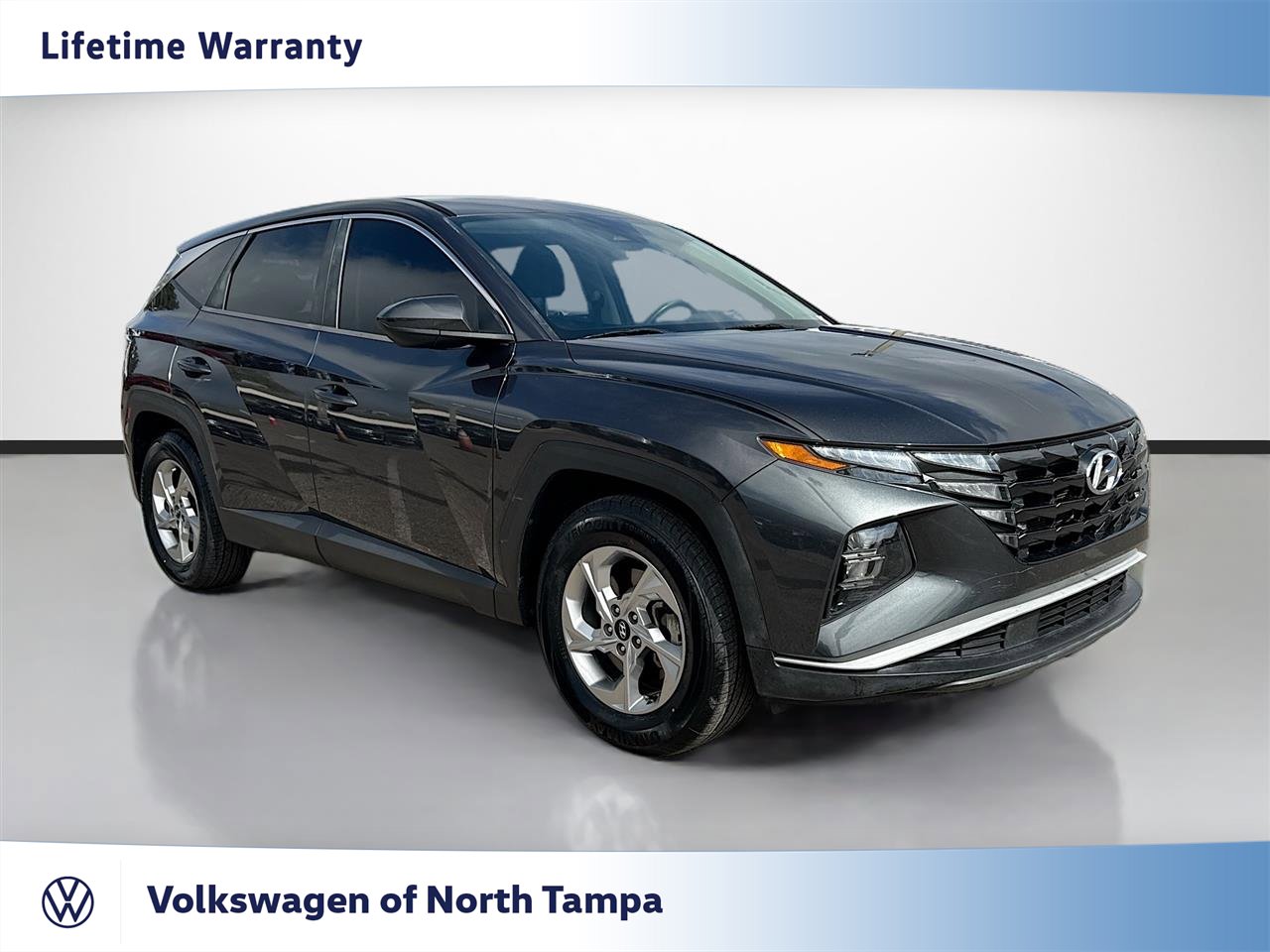 Used 2022 Hyundai Tucson SE image 1
