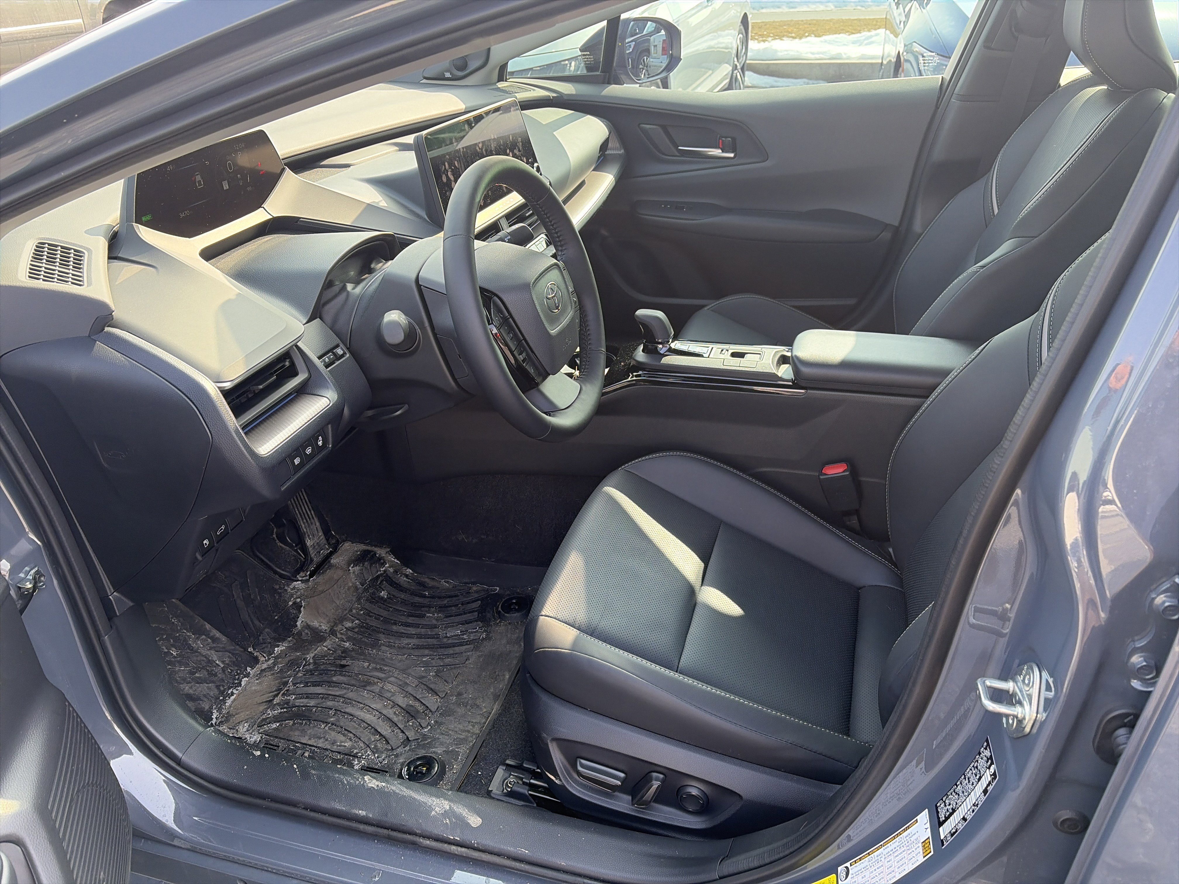 Used 2026 Toyota Prius Limited w/ Limited Premium Package image 10