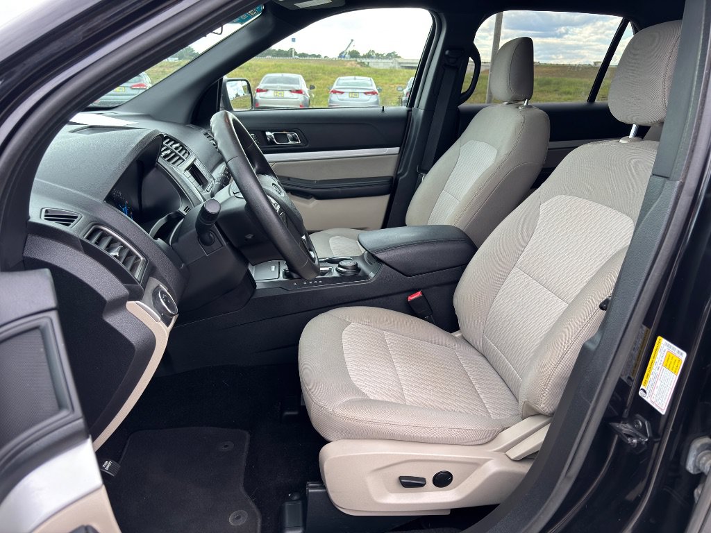 Used 2019 Ford Explorer 4WD image 17