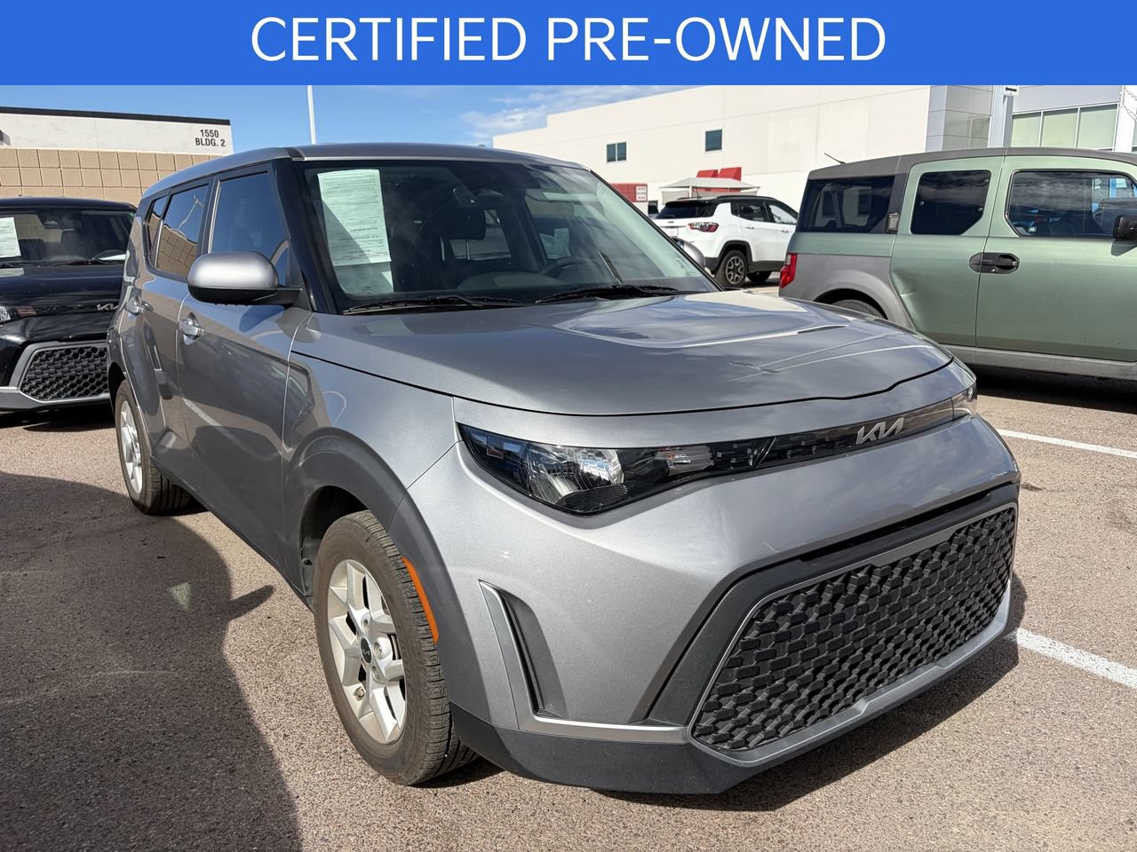 Certified 2025 Kia Soul LX w/ LX Technology Package FWD image 2