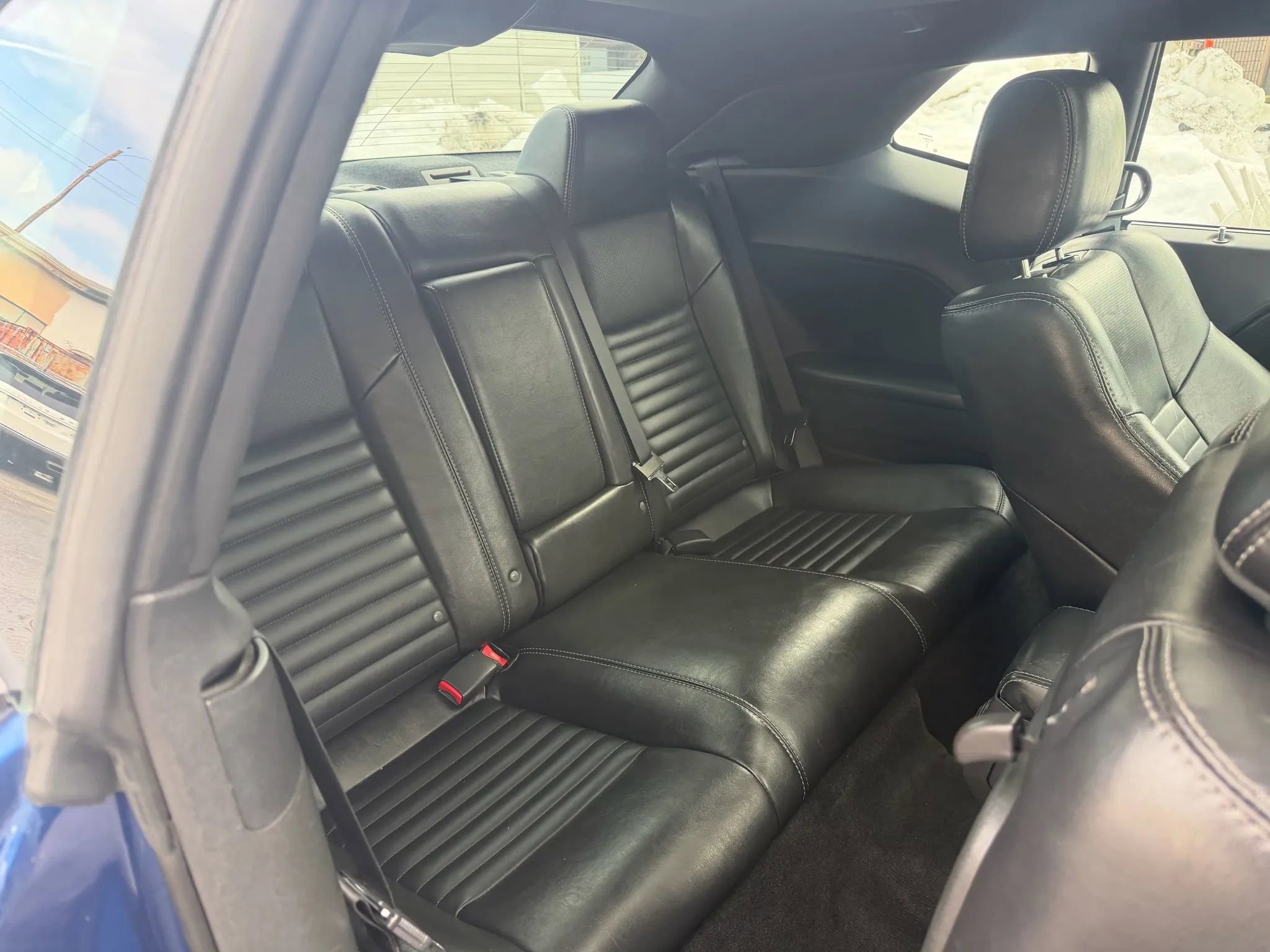 Used 2010 Dodge Challenger SE image 24