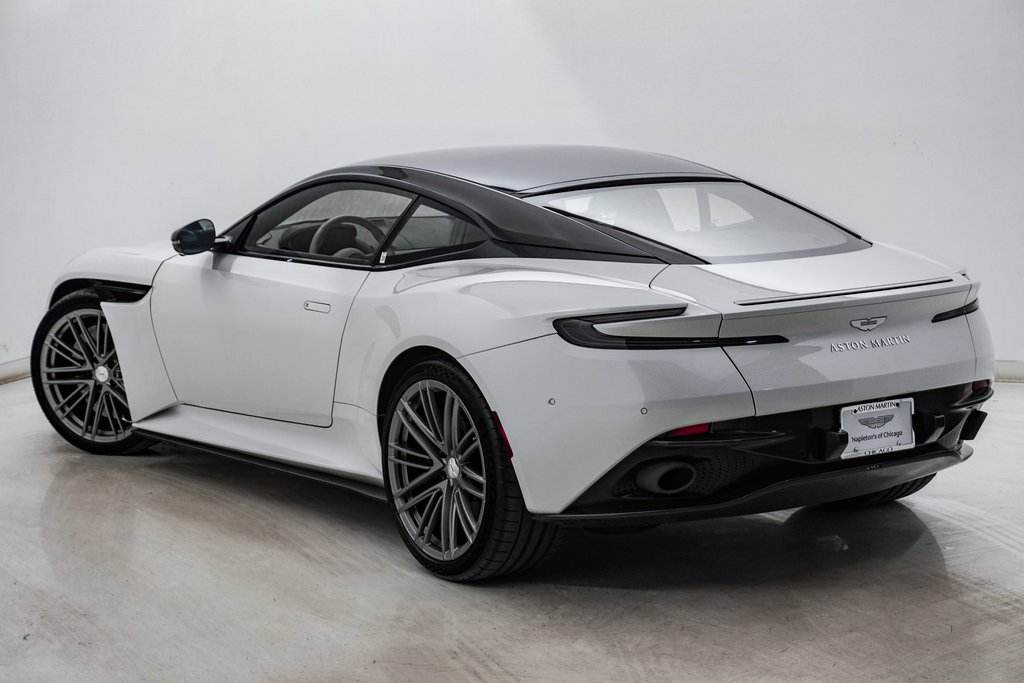 Used 2024 Aston Martin DB12 Coupe RWD image 18