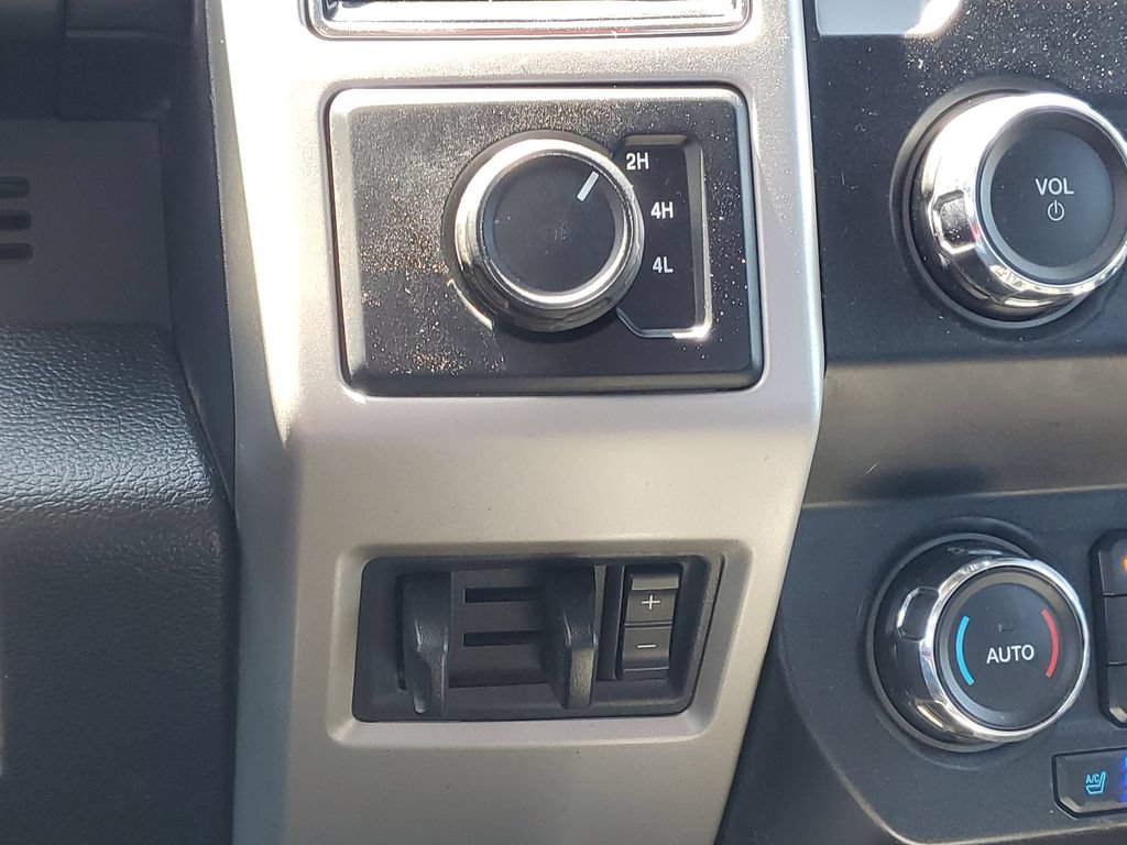 Used 2019 Ford F450 Lariat w/ Lariat Value Package AWD/4WD image 27