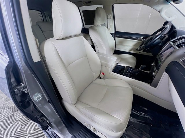 Used 2020 Lexus GX 460 Premium image 29