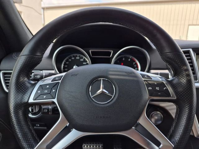 Used 2015 Mercedes-Benz ML 400 4MATIC image 24