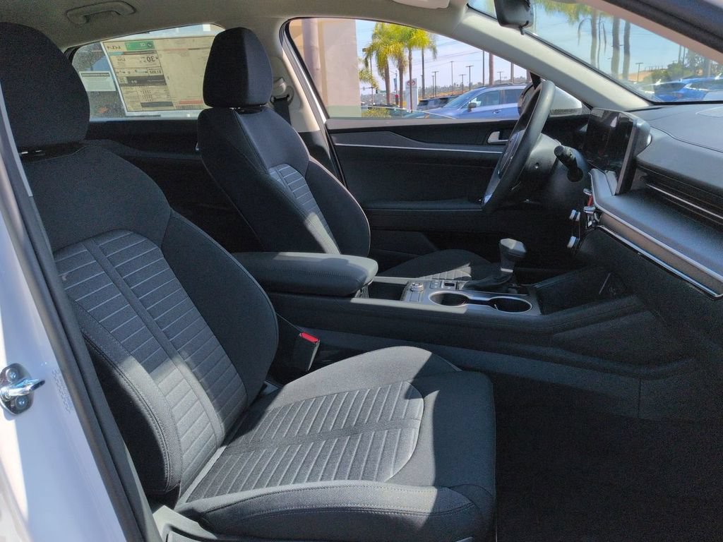 New 2026 Kia K5 LXS FWD image 29