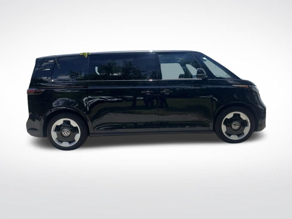 Used 2025 Volkswagen ID. Buzz Pro S RWD image 4