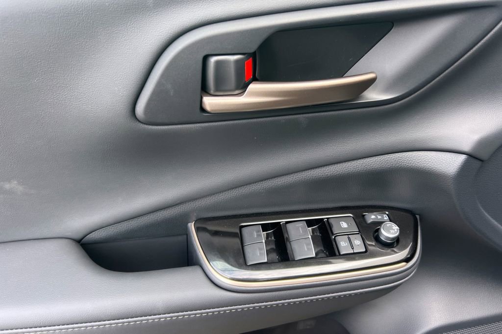 New 2026 Toyota Crown XLE image 11