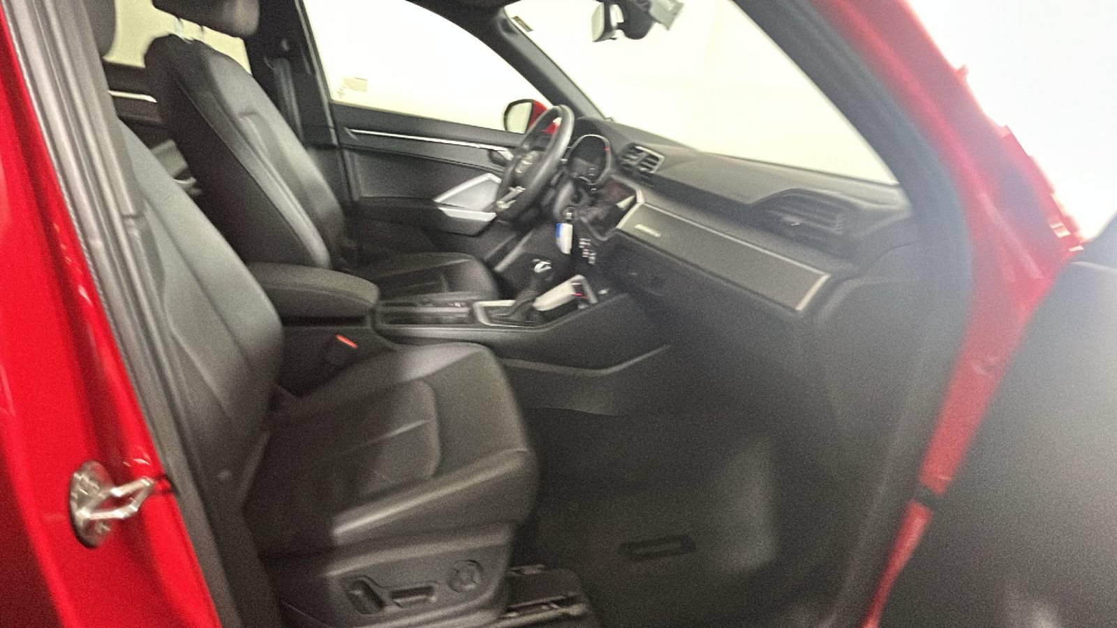 Used 2025 Audi Q3 2.0T Premium AWD/4WD image 31