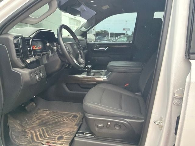 Used 2024 Chevrolet Silverado 1500 RST w/ All Star Edition Plus AWD/4WD image 6