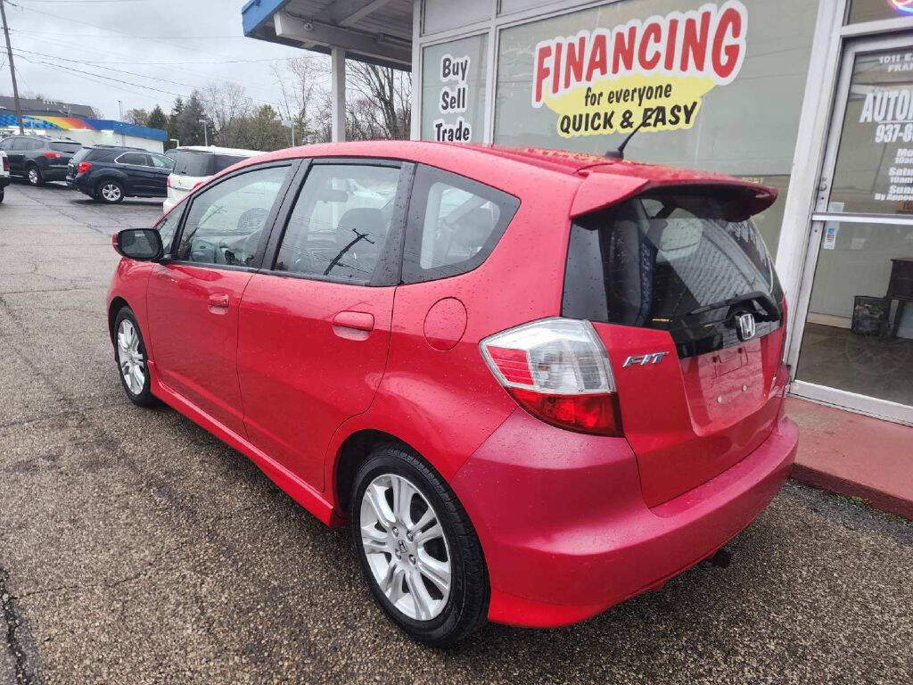 Used 2010 Honda Fit Sport image 3