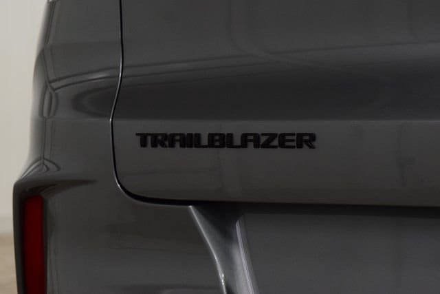 New 2026 Chevrolet TrailBlazer RS w/ Convenience Package FWD image 23