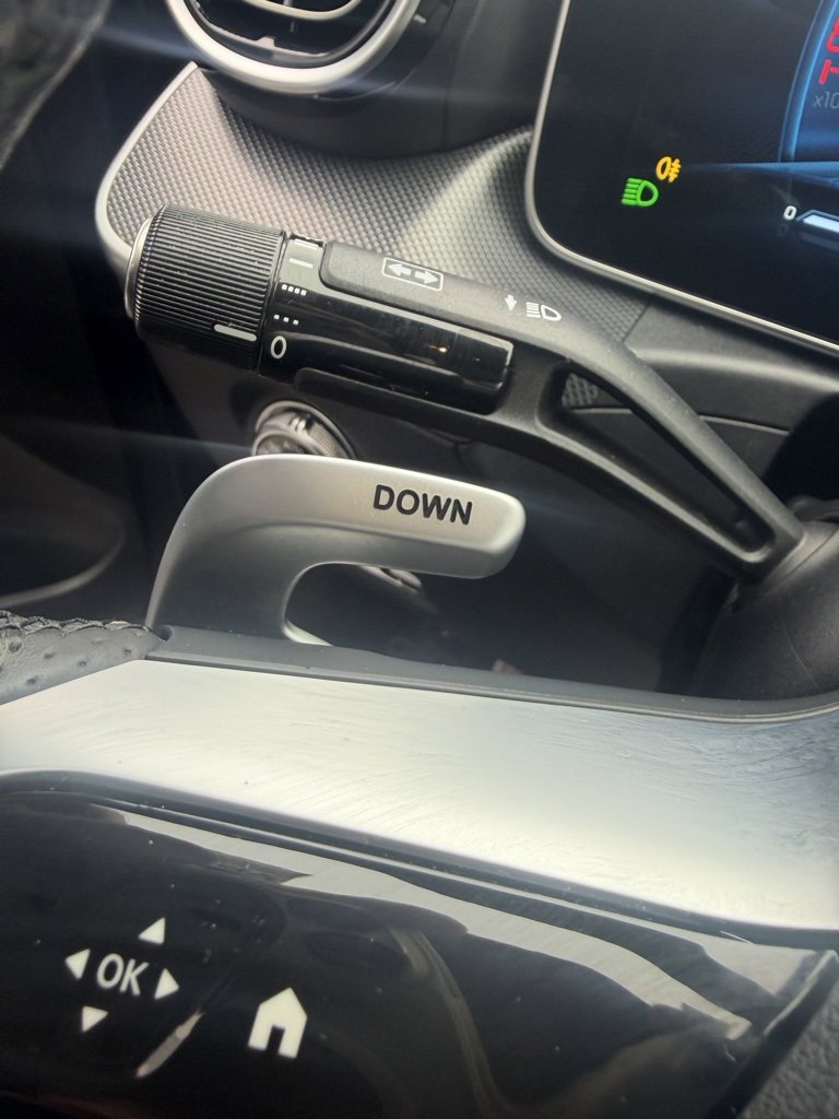 Used 2023 Mercedes-Benz C 43 AMG 4MATIC Sedan image 40