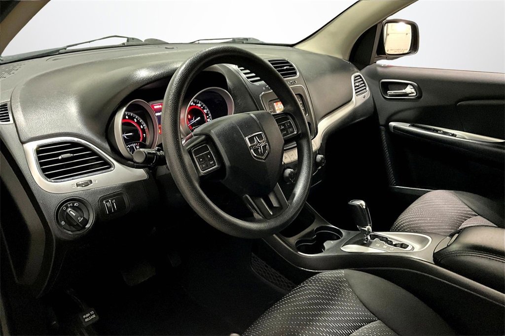 Used 2015 Dodge Journey SXT w/ Flexible Seating Group image 15