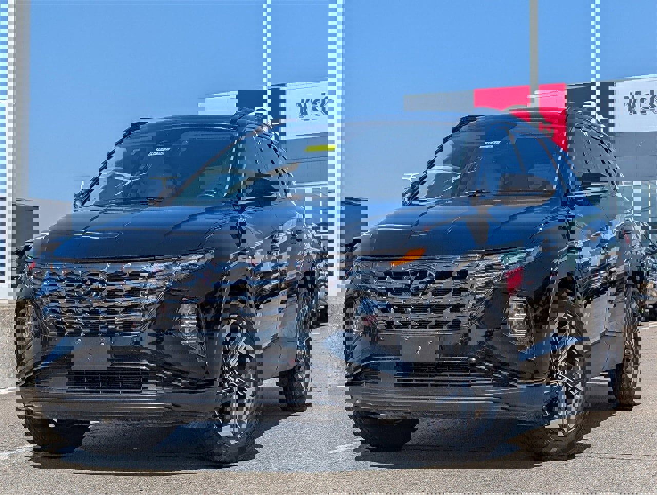 Used 2023 Hyundai Tucson Limited image 2