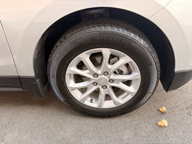Used 2021 Chevrolet Equinox LS w/ LPO, Floor Liner Package FWD image 12