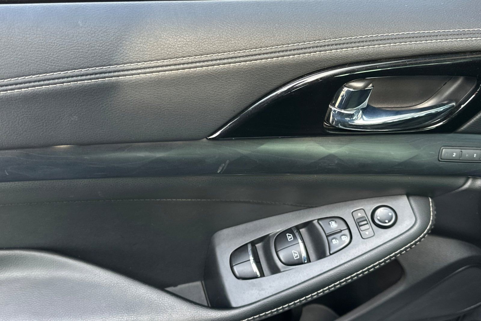 Used 2023 Nissan Maxima Platinum image 11