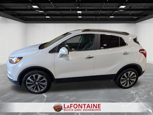 Used 2022 Buick Encore Preferred w/ Safety Package image 2