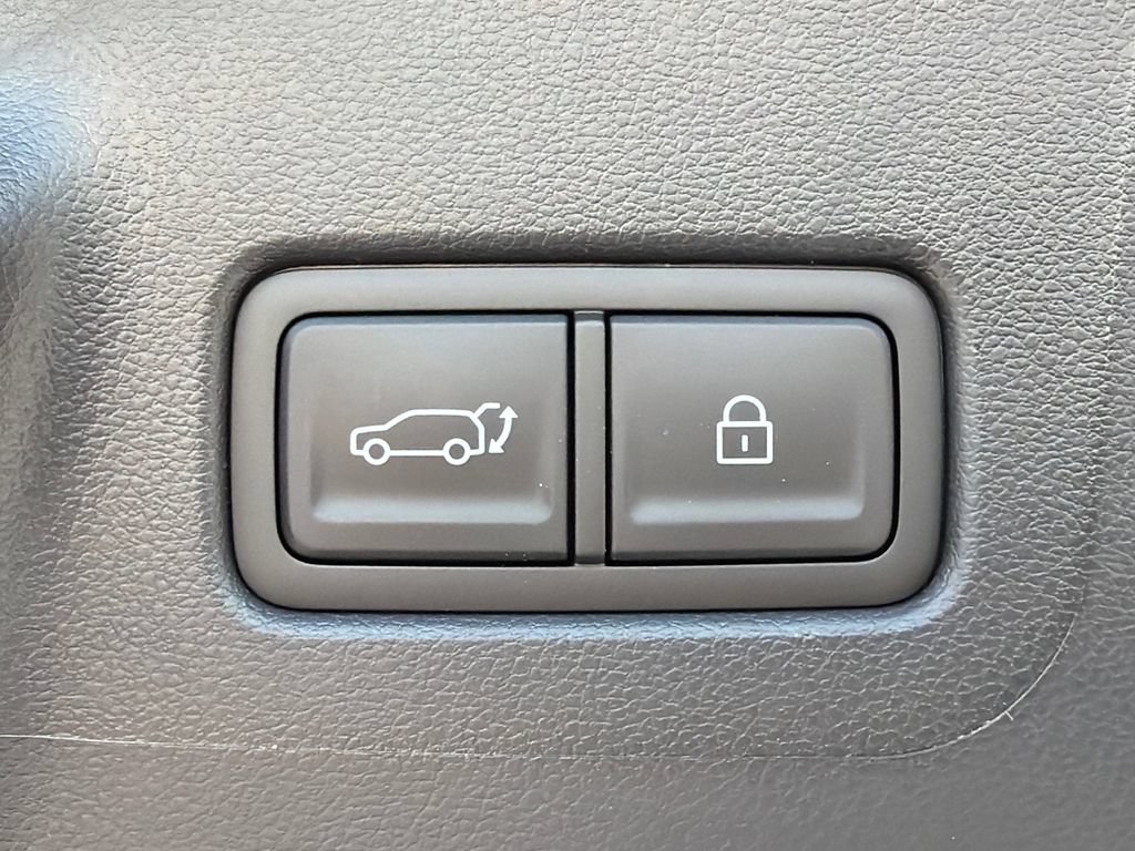 Used 2026 Hyundai Santa Fe Limited FWD image 19
