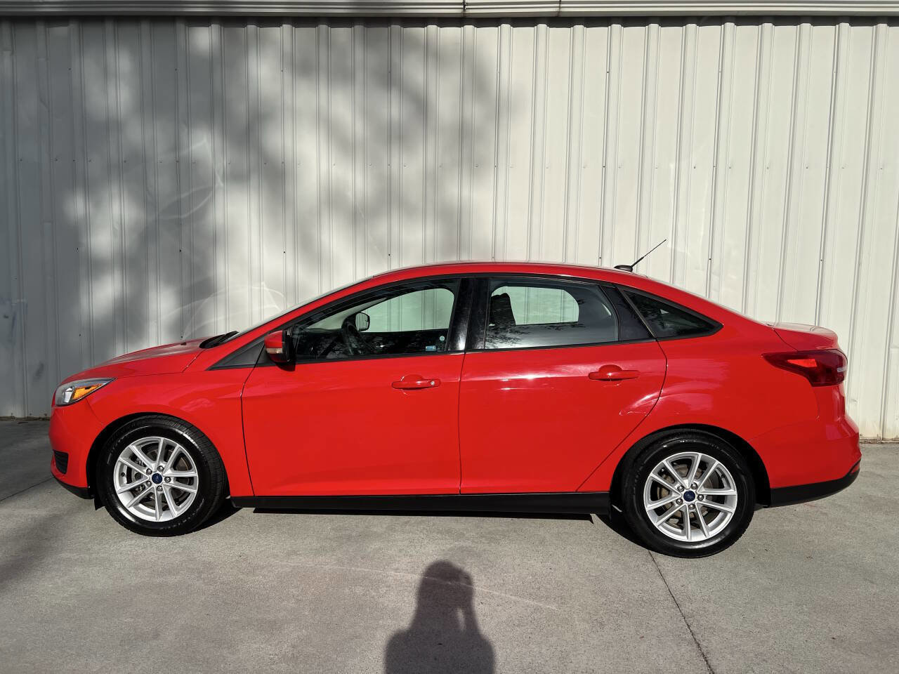 Used 2017 Ford Focus SE image 6