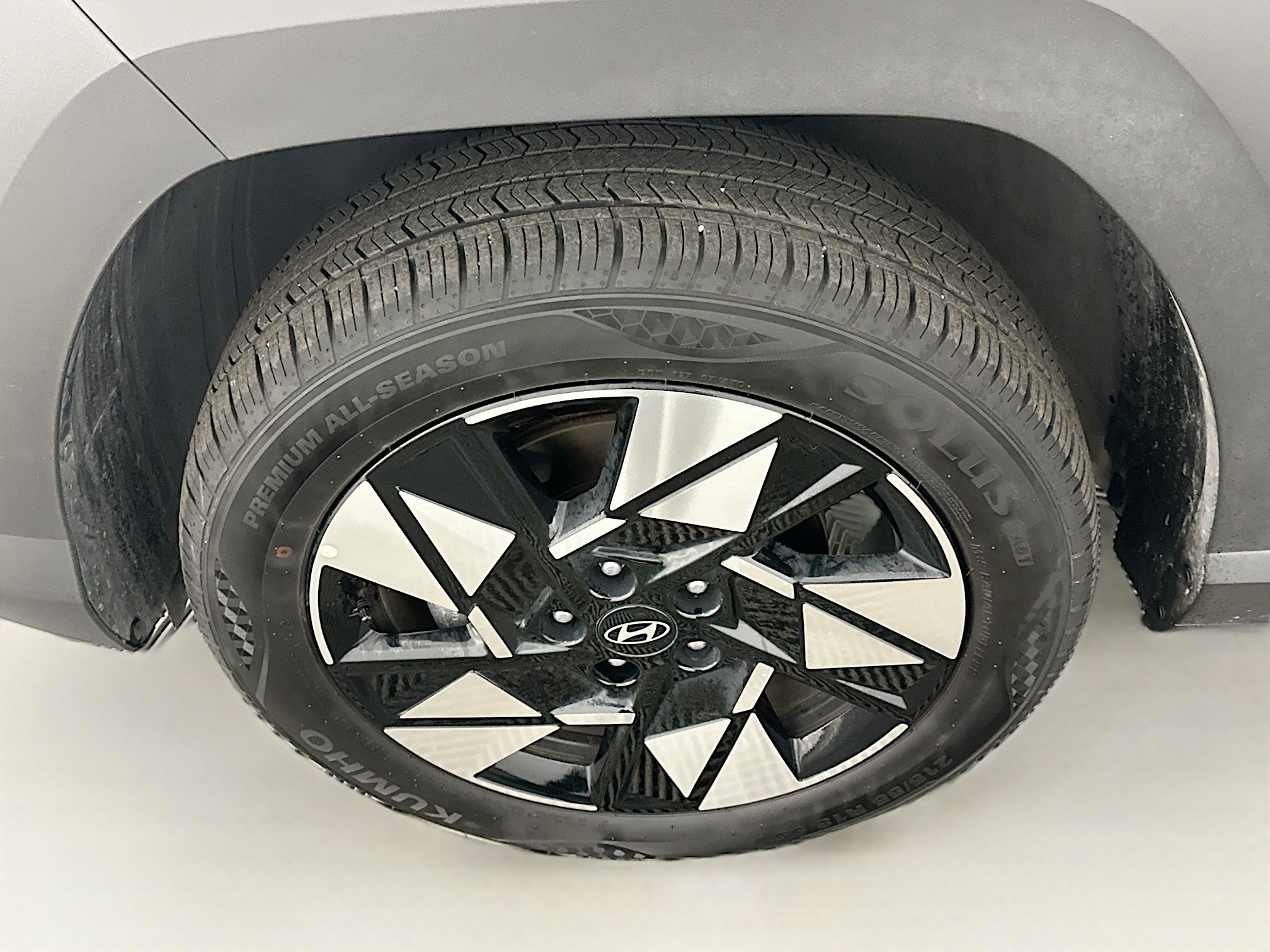 Used 2025 Hyundai Kona SEL image 11