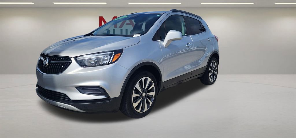Used 2021 Buick Encore Preferred FWD image 1