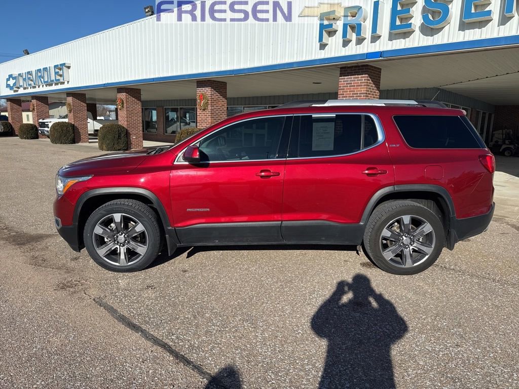Used 2019 GMC Acadia SLT w/ LPO, Floor Liner Package image 2