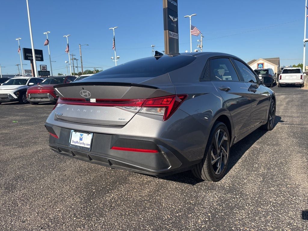 Certified 2025 Hyundai Elantra SEL w/ Cargo Package FWD image 9