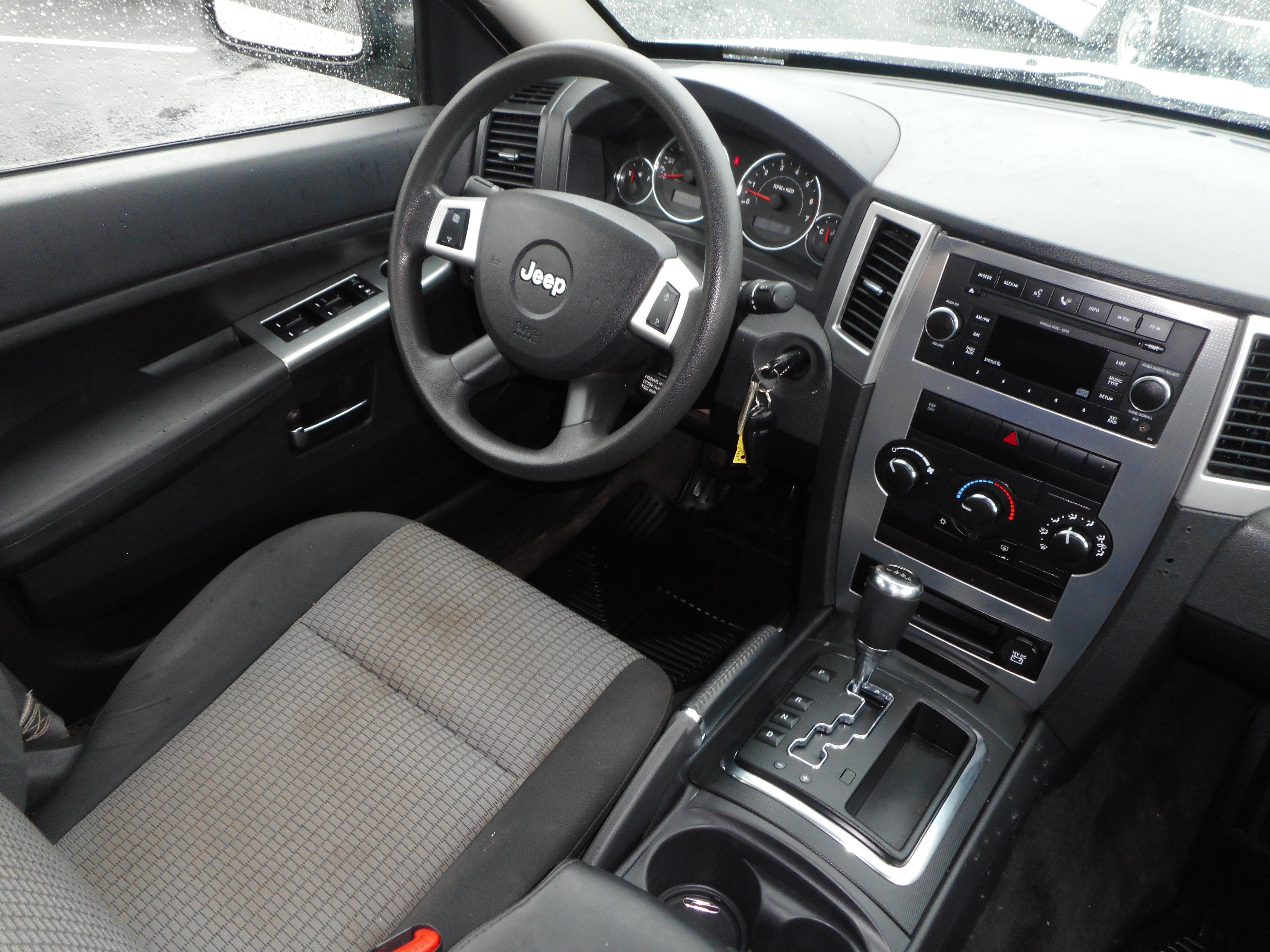 Used 2009 Jeep Grand Cherokee Laredo AWD/4WD image 21