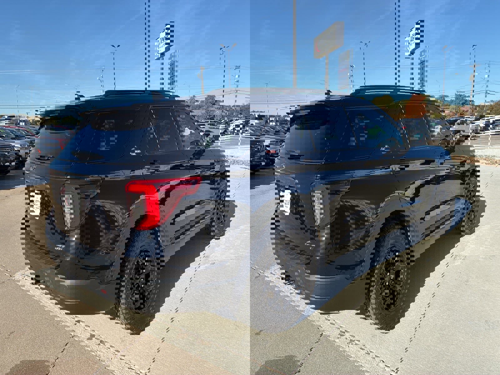 Used 2022 Ford Explorer Timberline image 8