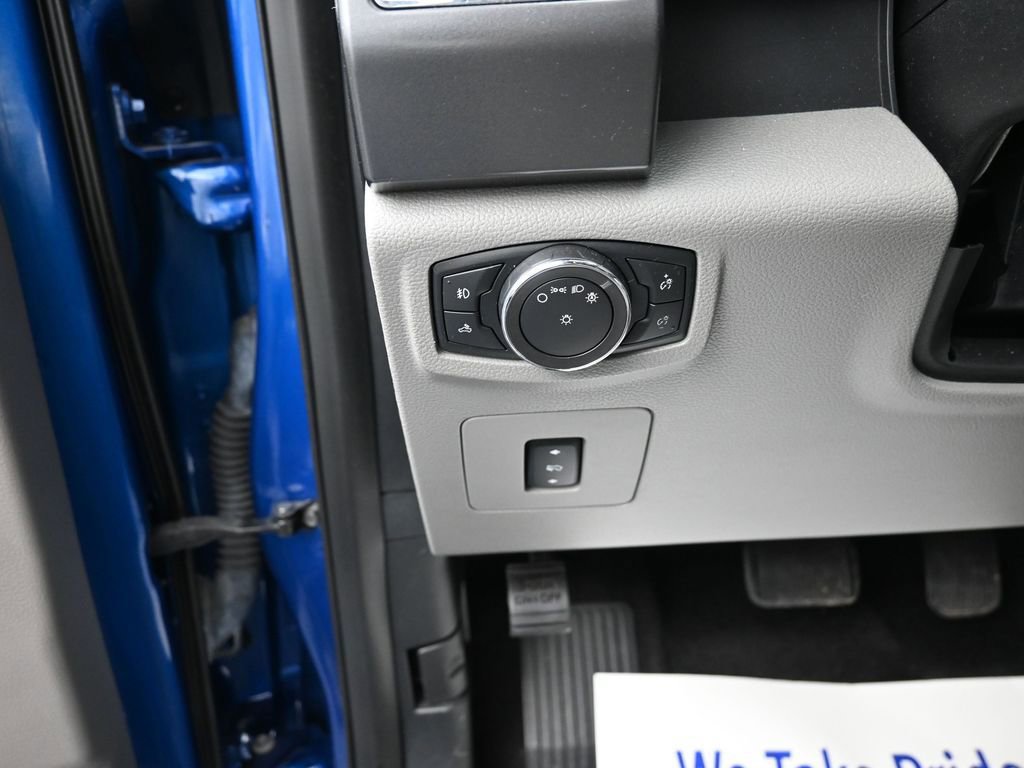 Used 2017 Ford F150 XLT w/ Equipment Group 302A Luxury image 15