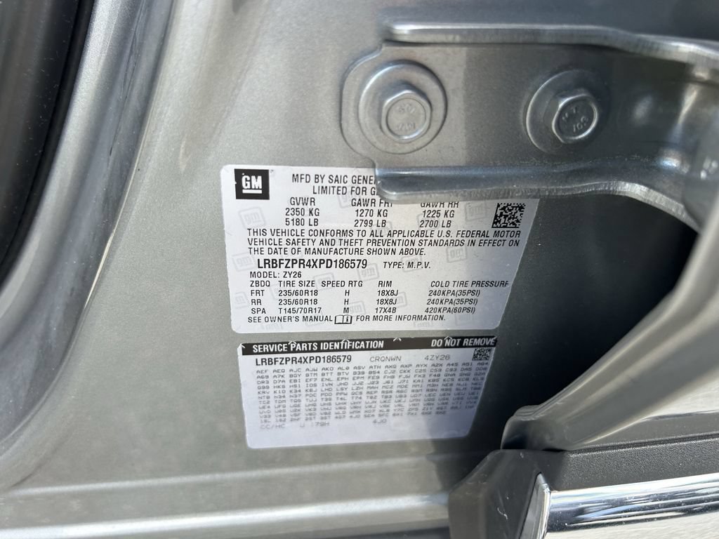 Used 2023 Buick Envision Essence AWD/4WD image 38