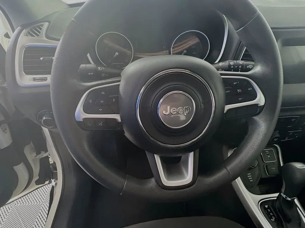 Used 2019 Jeep Compass Sport AWD/4WD image 12