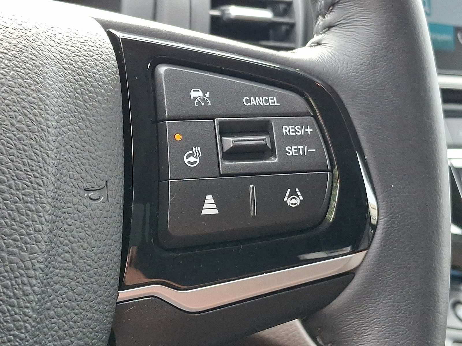 Used 2025 Honda Odyssey Elite image 22