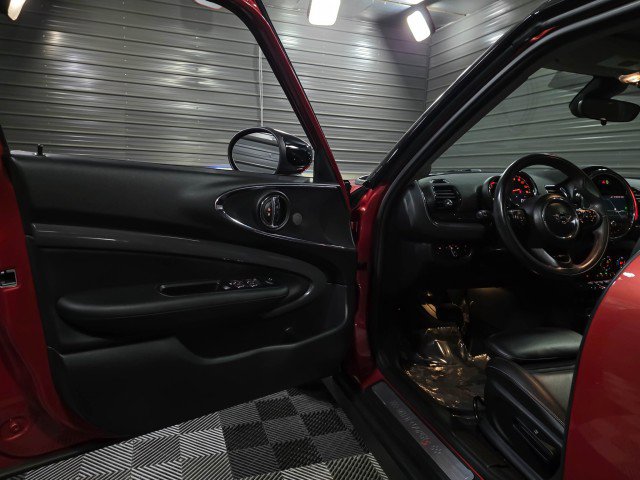 Used 2020 MINI Cooper Clubman S image 31