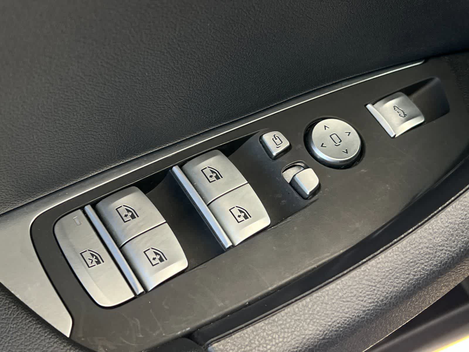 Used 2020 BMW X3 sDrive30i w/ M Sport Package 2 RWD image 14